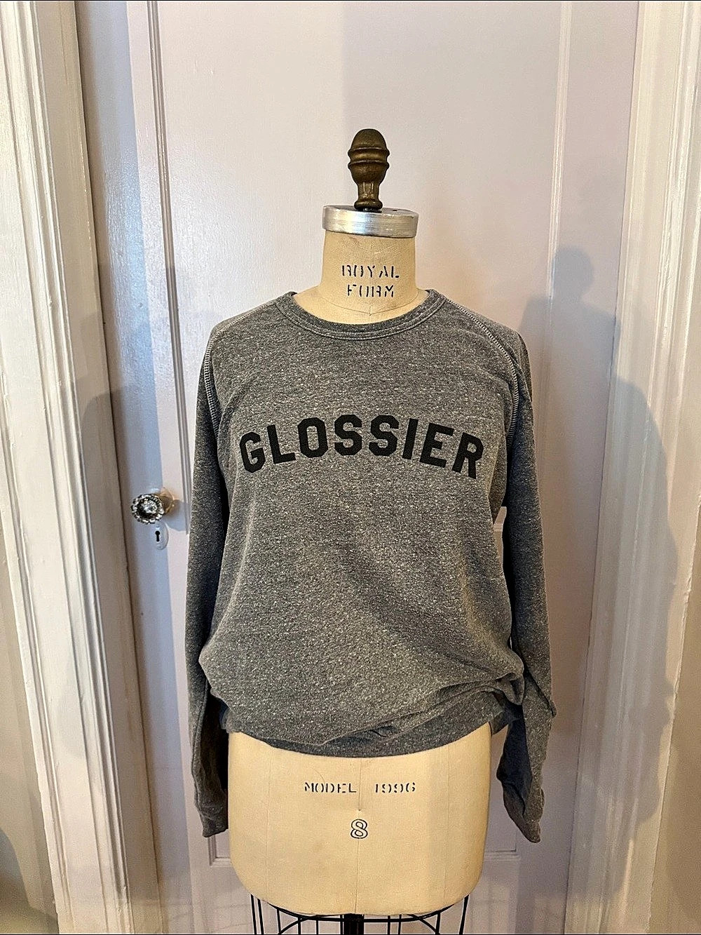 Glossier Classic Crewneck Sweatshirt Gray Large